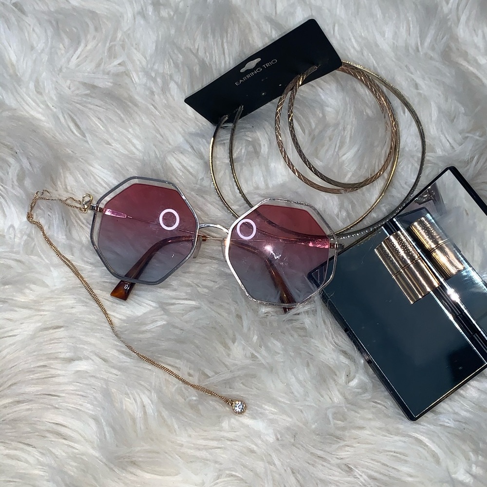Accessories bundle - Picture 5 of 9
